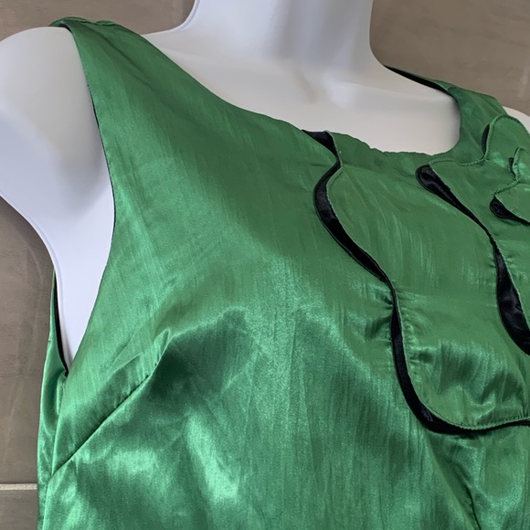 SugarLips emerald green bubble hem dress - Picture 8 of 14